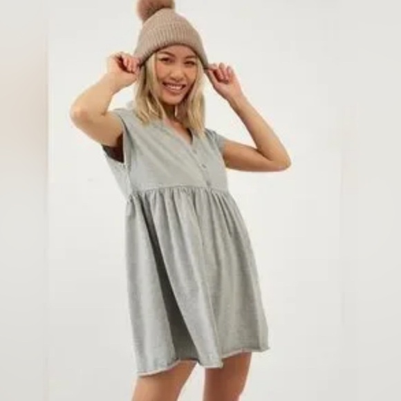 Nectar Clothing Dresses & Skirts - ⚜️Casual Short Sleeve Smocked Waist Dress in Light Sage Green